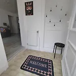 Apartment Le Surrealiste Pres De Nancy