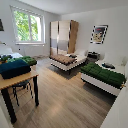 Le Surrealiste Pres De Nancy Varangeville