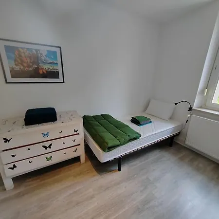 Apartment Le Surrealiste Pres De Nancy