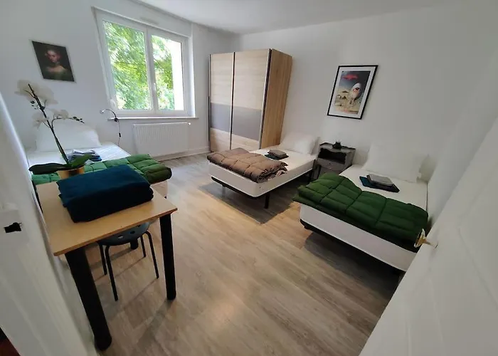 Le Surrealiste Pres De Nancy Varangeville