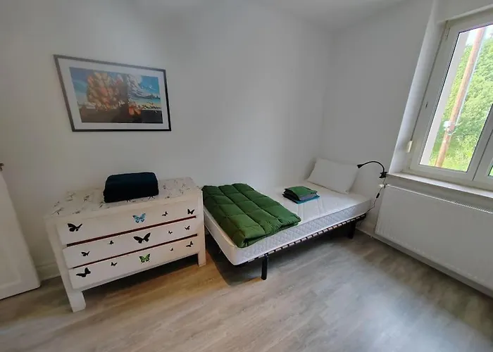 Apartment Le Surrealiste Pres De Nancy