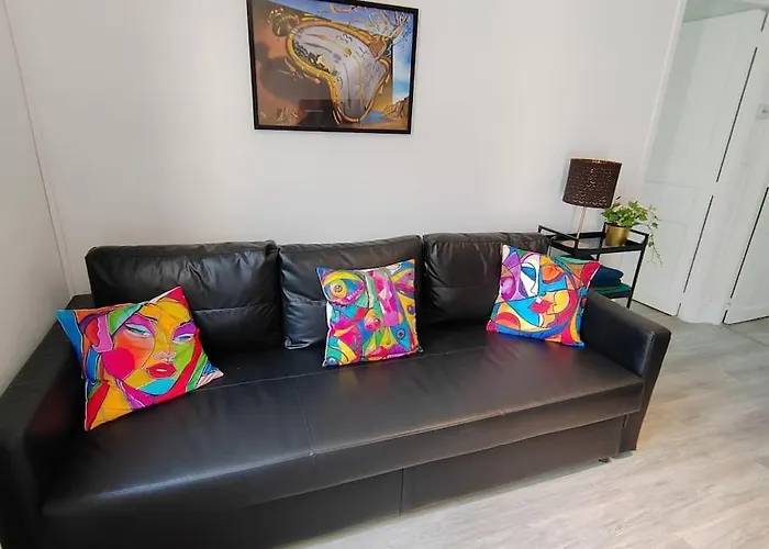 Apartment Le Surrealiste Pres De Nancy